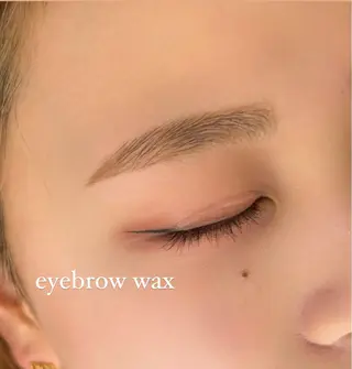 アイブロウ pia/リサコ ボブ/縮毛のヘアスタイル