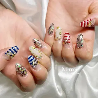 ネイル nailsalon Mirrorのネイルデザイン