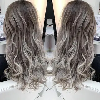 ロング カラー N° jillva ♦️川端裕司♦️のヘアスタイル