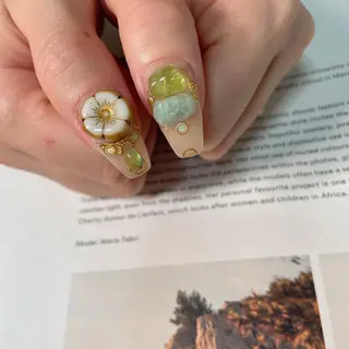 ネイル lilbondir. chiharuのネイルデザイン