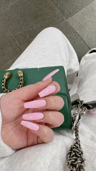 ネイル GO TODAY SHAiRE SALON渋谷Amiu店所属・Risa 🌺のネイルデザイン