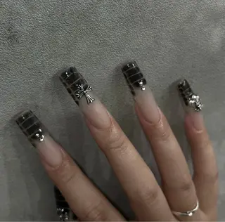 ネイル BERA NAILSのネイルデザイン