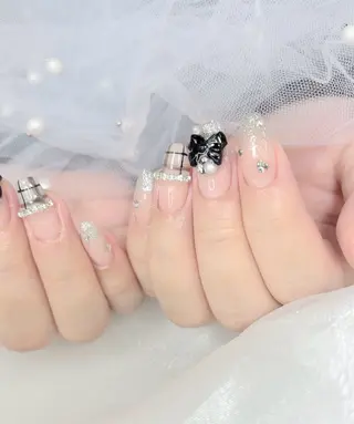 ネイル shiro所属・shiro あやかのネイルデザイン