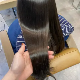 ロング 🌻clam.ゆな ／経堂／艶カラー🌻のヘアスタイル