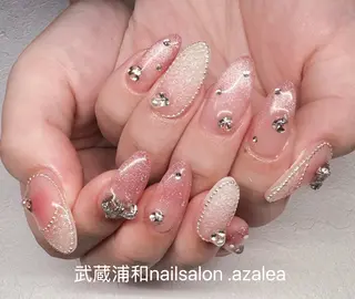 ネイル R inのネイルデザイン