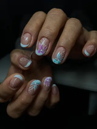 ネイル Isinha Nailsのネイルデザイン