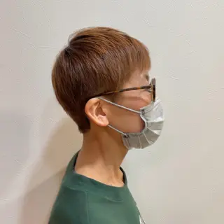 ショート カラー 山田 里美のヘアスタイル