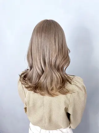 ミディアム カラー MINAMO 韓国レイヤーのヘアスタイル