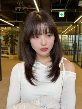 ミディアム PULSE yokohama所属・横浜駅/韓国レイヤー カット/髪質改善のヘアスタイル