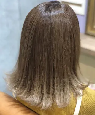 ミディアム ele naのヘアスタイル