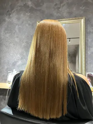 ロング 小山 悦宏のヘアスタイル
