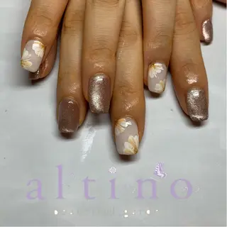 ネイル nail atelier new moon所属・森 貴子のネイルデザイン