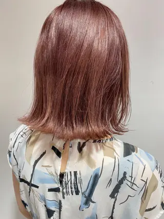 ミディアム 小谷野 真優のヘアスタイル