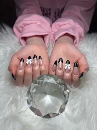 ネイル 井尻 紗菜のネイルデザイン