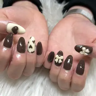 ネイル SOARE TADAのネイルデザイン