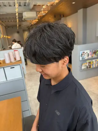 メンズ エマ ピボット 中川店所属・富原崇太/透明感カラ ー/切りっぱなしボブのヘアスタイル