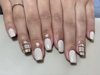 ネイル Yarm As Etelのネイルデザイン