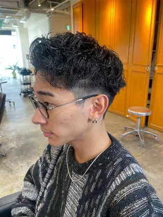 ショート カラー パーマ RIN／韓国ヘア レイヤーカットのヘアスタイル