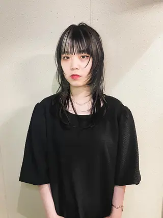 セミロング カラー 永田〈店長#レイヤー #ウルフ#ハイトーンのヘアスタイル