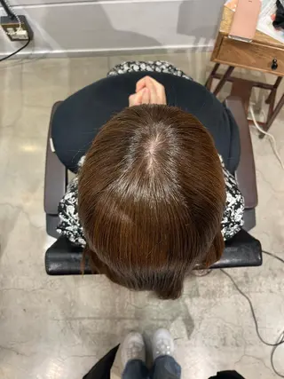 セミロング カラー イージーパーマ募集 平口はのんのヘアスタイル