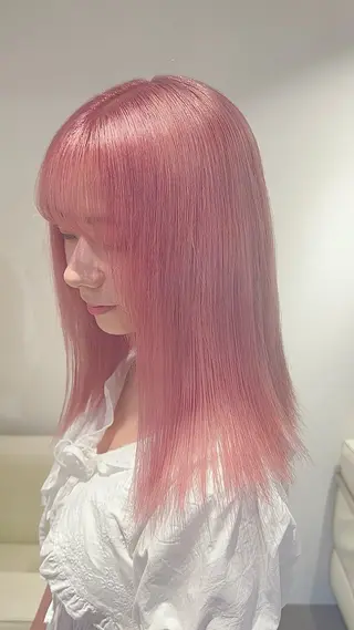 ミディアム カラー Beleza Shibuya所属・ヒロミ/ミルクティー /ブロンド/ピンクのヘアスタイル