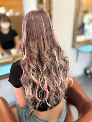 ロング カラー ヘアアレンジ ナギサ 🐶のヘアスタイル