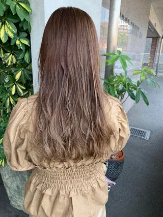 ロング カラー 船津 佳奈美のヘアスタイル