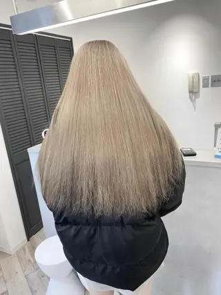 ロング カラー ハイトーン特化サロン 🍑momo🍑のヘアスタイル
