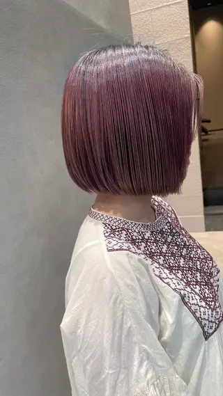 ショート カラー EMANONシェアサロン心斎橋店所属・韓国メンズヘア ミル クティボブ 足立佳代のヘアスタイル