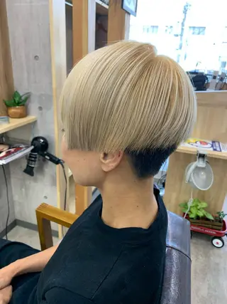 ショート カラー memento 斎藤大覚のヘアスタイル