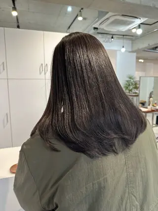 セミロング カイリ /レイヤーカットのヘアスタイル