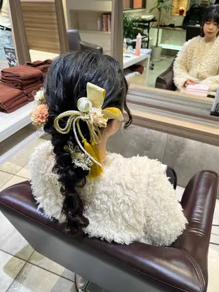 ミディアム ヘアアレンジ 川越 輝梨奈のヘアスタイル