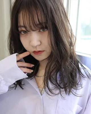 セミロング カラー 西田辺/ タカスナオヤのヘアスタイル