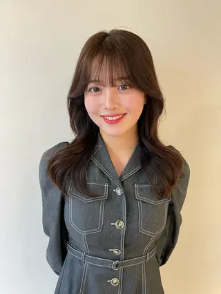 セミロング 根本 彩永のヘアスタイル