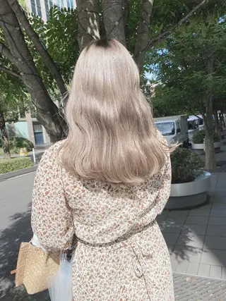 ロング Lolonois梅田 スタッフのヘアスタイル