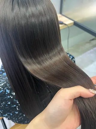 ロング 袋瀬 玲奈のヘアスタイル