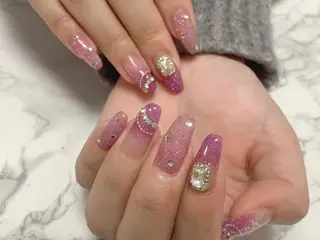 ネイル はな💎ネイル ワンホン、長さ出しのネイルデザイン
