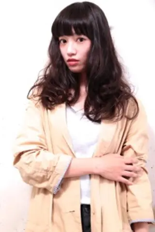セミロング 嶋田 直美のヘアスタイル