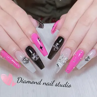 ネイル DIAMOND 💅のネイルデザイン