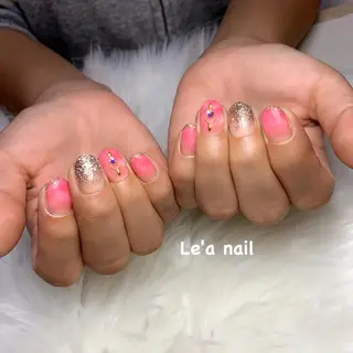 ネイル 'mm所属・'mm  (ミリ) ＭＡＮＡＭＩのネイルデザイン