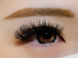 マツエク・マツパ オーロラ所属・AURORA RINAのマツエク・マツパデザイン