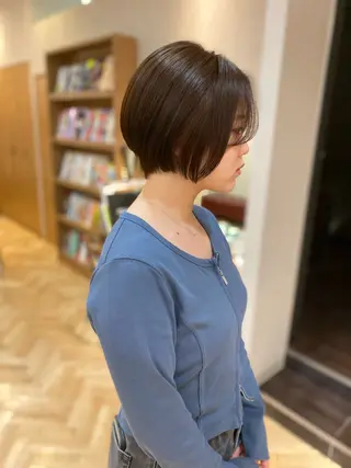 ショート カラー 齋藤 優のヘアスタイル