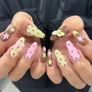 ネイル yuria 🎀海外ネイル🌺のネイルデザイン