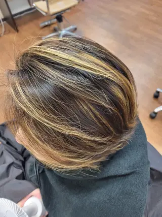 カラー Hair AnAn所属・オイダ テルヨシのヘアスタイル