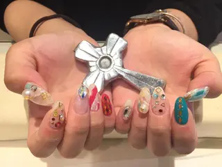 ネイル gotoday新宿店所属・鈴木 ゆいのネイルデザイン