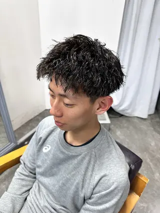 パーマ メンズ KING of hair by NOISM所属・梅田/メンズカット/ パーマ/秋本 大智のヘアスタイル