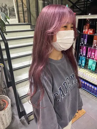 ミディアム 艶カラー/eye 🫧ྀི/栞のヘアスタイル