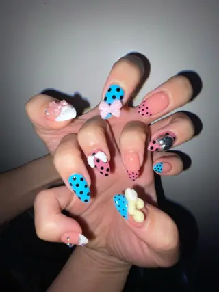 ネイル atelier Telyn所属・ー 葉のネイルデザイン