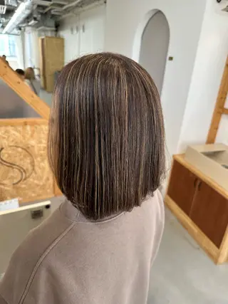 ショート カラー 松本 莉央のヘアスタイル