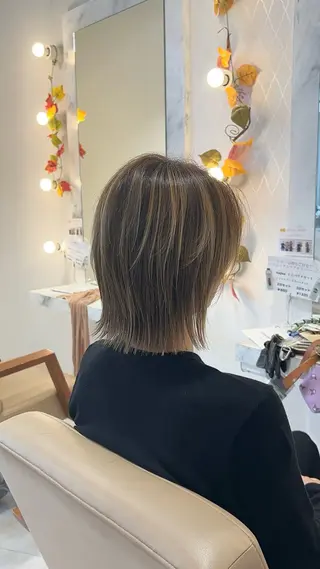 ミディアム ヘアーメイクウィル野田阪神店所属・Yuu/髪質改善 デザインカラーのヘアスタイル